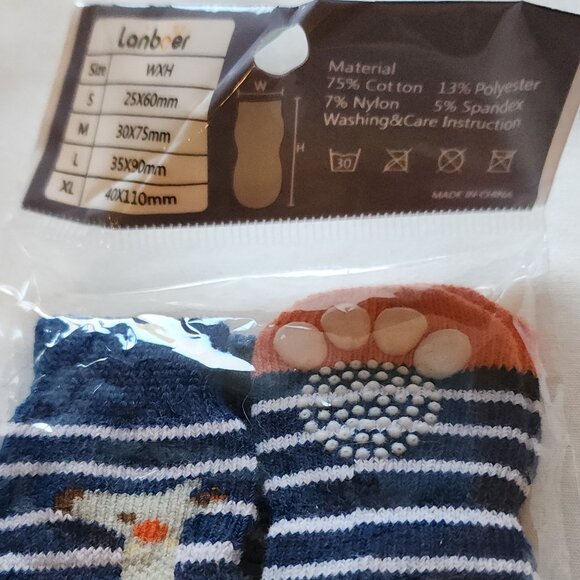 Anti Slip Dog Socks Waterproof Shoes/Boots Outdoor/Indoor Paw Protector w/Straps - Picture 6 of 6